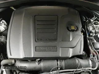 ✅ 2019 Jaguar F-Pace 25t Premium • VIN: SADCJ2FX2KA610431 • Lot: 41818119. Listed on IAAI with 72,251 mi. Free auction sales archive from the USA and detailed vehicle history report at DreamBid. Image 19.