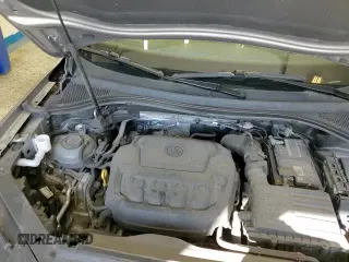 ✅ 2020 Volkswagen Tiguan S • VIN: 3VV0B7AX8LM113955 • Lot: 84452755. Listed on Copart with 30,970 mi. Free auction sales archive from the USA and detailed vehicle history report at DreamBid. Image 14.