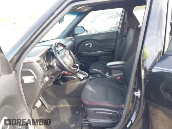 ✅ 2015 Kia Soul + • VIN: KNDJP3A57F7773737 • Lot: 44860752. Wystawiony na IAAI z przebiegiem 135 729 mil. Bezpłatny archiwum sprzedaży aukcyjnych z USA i szczegółowy raport historii pojazdu na DreamBid. Zdjęcie 5.