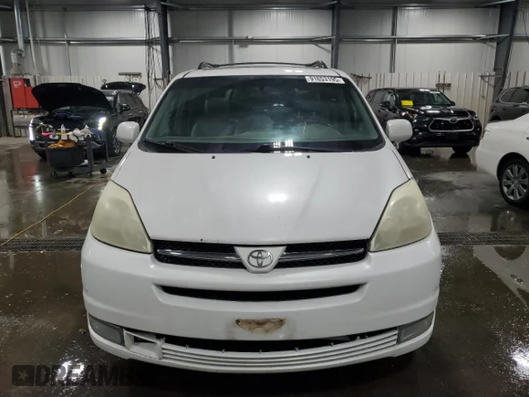 ✅ 2005 Toyota Sienna XLE Limited • VIN: 5TDBA22C45S040594 • Lot: 91653195. Wystawiony na Copart z przebiegiem 311 870 mil. Bezpłatny archiwum sprzedaży aukcyjnych z USA i szczegółowy raport historii pojazdu na DreamBid. Zdjęcie 5.