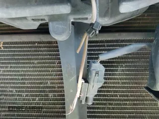 ✅ 2006 Toyota 4Runner SR5 • VIN: JTEZU14R068041163 • Лот: 42062193. Опубликован ранее на IAAI с пробегом 186 723 миль. Бесплатный доступ к архиву аукционных продаж из США и подробный отчёт об истории автомобиля на DreamBid. Изображение 19.