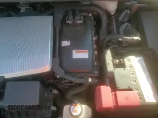 ✅ 2022 Toyota Prius Nightshade • VIN: JTDKAMFU9N3166952 • Лот: 81762835. Опубликован ранее на Copart с пробегом 99 816 миль. Бесплатный доступ к архиву аукционных продаж из США и подробный отчёт об истории автомобиля на DreamBid. Изображение 13.