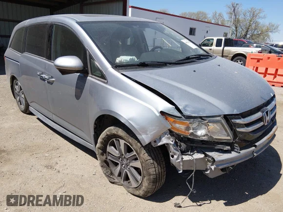 ✅ 2016 Honda Odyssey Touring Elite • VIN: 5FNRL5H96GB158871 • Lot: 44930198. Wystawiony na IAAI z przebiegiem 141 903 mil. Bezpłatny archiwum sprzedaży aukcyjnych z USA i szczegółowy raport historii pojazdu na DreamBid. Zdjęcie 6.