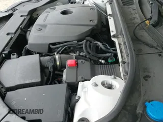 ✅ 2019 Volvo XC60 Inscription • VIN: LYV102RL6KB381761 • Lot: 42437674. Listed on IAAI with 80,224 mi. Free auction sales archive from the USA and detailed vehicle history report at DreamBid. Image 19.