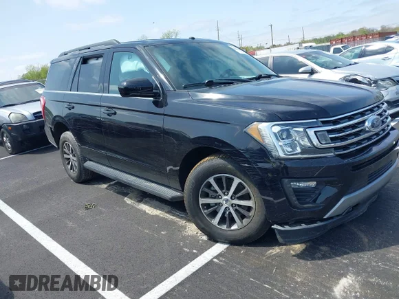 ✅ 2019 Ford Expedition XLT • VIN: 1FMJU1JT6KEA51883 • Lot: 41923628. Wystawiony na IAAI z przebiegiem 133 945 mil. Bezpłatny archiwum sprzedaży aukcyjnych z USA i szczegółowy raport historii pojazdu na DreamBid. Zdjęcie 1.
