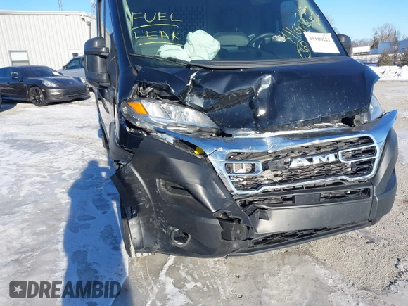 ✅ 2023 Ram ProMaster Cargo • VIN: 3C6LRVVG1PE529021 • Lot: 41168221. Wystawiony na IAAI z przebiegiem 51 689 mil. Bezpłatny archiwum sprzedaży aukcyjnych z USA i szczegółowy raport historii pojazdu na DreamBid. Zdjęcie 6.
