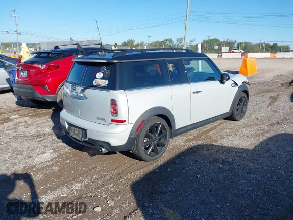 ✅ 2014 MINI Clubman S • VIN: WMWZG3C53ET800967 • Лот: 43312991. Опубліковано раніше на IAAI з пробігом 81 949 миль. Безкоштовний доступ до архіву аукціонних продажів зі США та докладний звіт про історію автомобіля на DreamBid. Зображення 4.