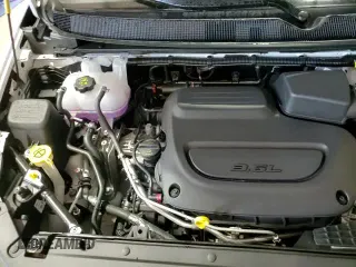 ✅ 2026 Chrysler Pacifica Select • VIN: 2C4RC1BGXTR156989 • Lot: 81115715. Listed on Copart with 1,884 mi. Free auction sales archive from the USA and detailed vehicle history report at DreamBid. Image 14.