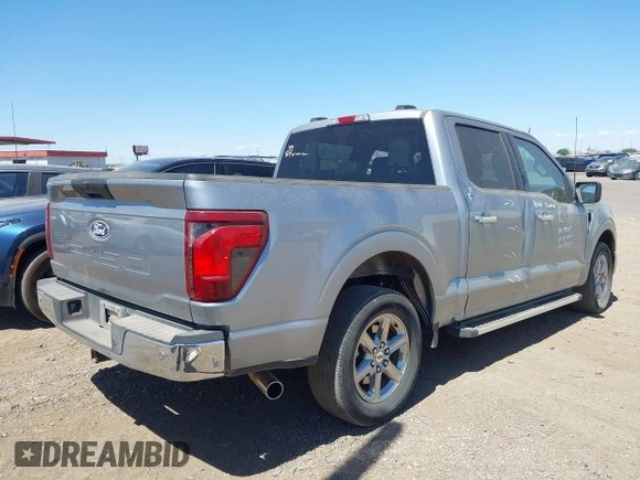 ✅ 2025 Ford F-150 XLT • VIN: 1FTEW3KP6SKE08896 • Lot: 44863503. Wystawiony na IAAI z przebiegiem 27 471 mil. Bezpłatny archiwum sprzedaży aukcyjnych z USA i szczegółowy raport historii pojazdu na DreamBid. Zdjęcie 4.