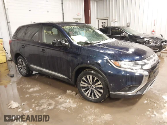 ✅ 2020 Mitsubishi Outlander ES • VIN: JA4AZ3A39LZ045596 • Лот: 44343934. Опубліковано раніше на IAAI з пробігом 63 036 миль. Безкоштовний доступ до архіву аукціонних продажів зі США та докладний звіт про історію автомобіля на DreamBid. Зображення 1.