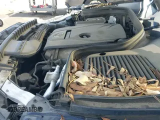 ✅ 2018 Mercedes-Benz GLC 300 • VIN: WDC0G4KB7JV099402 • Lot: 43044492. Wystawiony na IAAI z przebiegiem 106 009 mil. Bezpłatny archiwum sprzedaży aukcyjnych z USA i szczegółowy raport historii pojazdu na DreamBid. Zdjęcie 19.