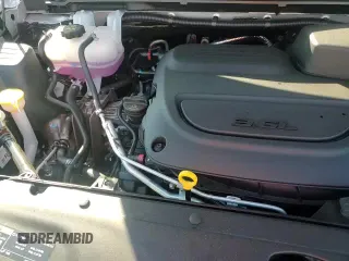 ✅ 2026 Chrysler Pacifica Limited • VIN: 2C4RC1GG9TR179575 • Lot: 93970145. Wystawiony na Copart z przebiegiem 2 058 mil. Bezpłatny archiwum sprzedaży aukcyjnych z USA i szczegółowy raport historii pojazdu na DreamBid. Zdjęcie 15.