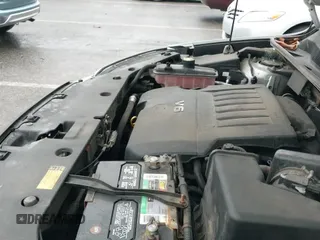 ✅ 2006 Toyota RAV4 • VIN: JTMZK33V166001108 • Lot: 43556510. Wystawiony na IAAI z przebiegiem 302 395 mil. Bezpłatny archiwum sprzedaży aukcyjnych z USA i szczegółowy raport historii pojazdu na DreamBid. Zdjęcie 19.