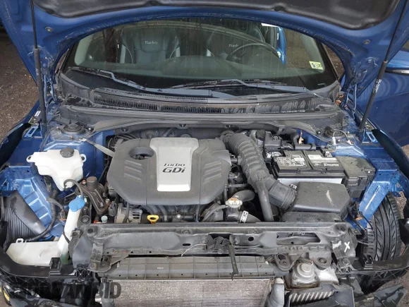 ✅ 2015 Hyundai Veloster Turbo • VIN: KMHTC6AE3FU241422 • Lot: 42061578. Wystawiony na IAAI z przebiegiem 136 814 mil. Bezpłatny archiwum sprzedaży aukcyjnych z USA i szczegółowy raport historii pojazdu na DreamBid. Zdjęcie 10.