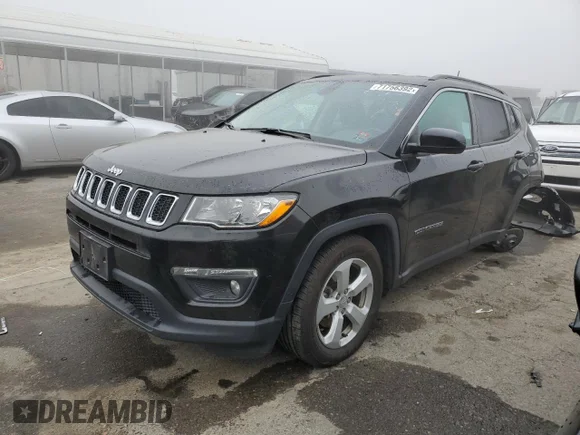 ✅ 2019 Jeep Compass Latitude • VIN: 3C4NJCBB9KT855627 • Лот: 71756392. Опубликован ранее на Copart с пробегом 40 085 миль. Бесплатный доступ к архиву аукционных продаж из США и подробный отчёт об истории автомобиля на DreamBid. Изображение 1.