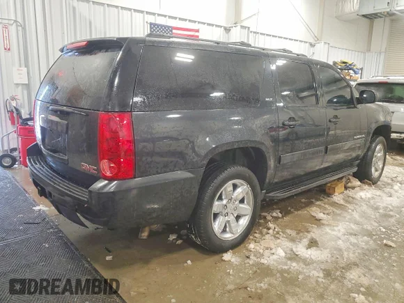 ✅ 2013 GMC Yukon XL SLT • VIN: 1GKS2KE71DR288668 • Lot: 75267605. Wystawiony na Copart z przebiegiem 206 188 mil. Bezpłatny archiwum sprzedaży aukcyjnych z USA i szczegółowy raport historii pojazdu na DreamBid. Zdjęcie 3.