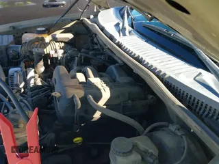 ✅ 2005 Ford Explorer XLS • VIN: 1FMZU72K95UB48789 • Лот: 41304416. Опубликован ранее на IAAI с пробегом 328 549 миль. Бесплатный доступ к архиву аукционных продаж из США и подробный отчёт об истории автомобиля на DreamBid. Изображение 12.