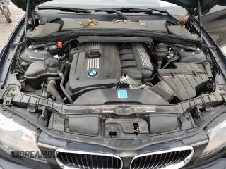 ✅ 2008 BMW 1 Series 128i • VIN: WBAUN13568VH79872 • Lot: 84215904. Wystawiony na Copart z przebiegiem 82 388 mil. Bezpłatny archiwum sprzedaży aukcyjnych z USA i szczegółowy raport historii pojazdu na DreamBid. Zdjęcie 13.