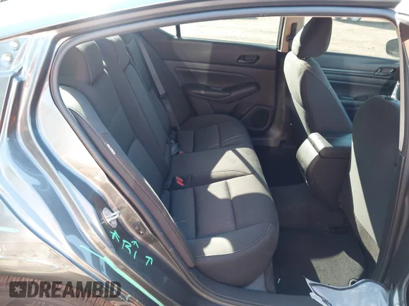 ✅ 2023 Nissan Altima S • VIN: 1N4BL4BV7PN402648 • Лот: 44968690. Опубліковано раніше на IAAI з пробігом 31 402 миль. Безкоштовний доступ до архіву аукціонних продажів зі США та докладний звіт про історію автомобіля на DreamBid. Зображення 8.