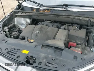 ✅ 2017 Toyota Highlander XLE • VIN: 5TDJZRFH3HS512047 • Lot: 42446645. Listed on IAAI with 197,561 mi. Free auction sales archive from the USA and detailed vehicle history report at DreamBid. Image 20.