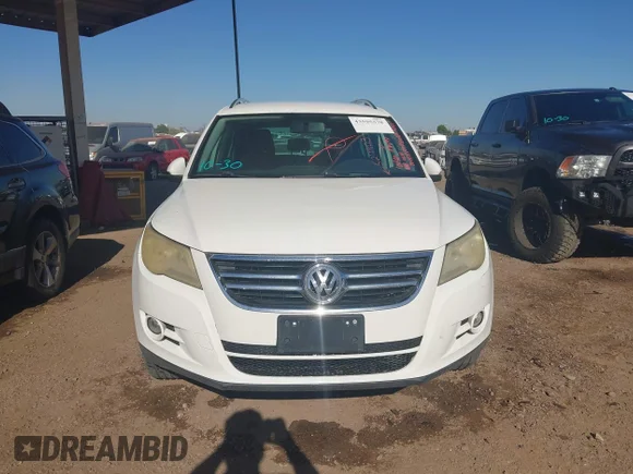 ✅ 2009 Volkswagen Tiguan S • VIN: WVGAV75N29W527403 • Lot: 43595578. Wystawiony na IAAI z przebiegiem 176 341 mil. Bezpłatny archiwum sprzedaży aukcyjnych z USA i szczegółowy raport historii pojazdu na DreamBid. Zdjęcie 6.