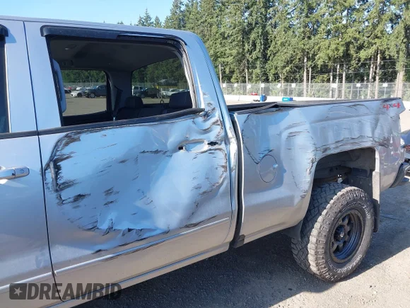 ✅ 2017 Chevrolet Silverado 1500 LT • VIN: 1GCUKREC5HF152660 • Lot: 42753266. Wystawiony na IAAI z przebiegiem 100 966 mil. Bezpłatny archiwum sprzedaży aukcyjnych z USA i szczegółowy raport historii pojazdu na DreamBid. Zdjęcie 6.