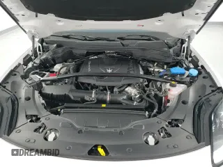 ✅ 2023 Maserati Grecale GT • VIN: ZN682AVA6P7434153 • Lot: 73529474. Wystawiony na Copart z przebiegiem 17 259 mil. Bezpłatny archiwum sprzedaży aukcyjnych z USA i szczegółowy raport historii pojazdu na DreamBid. Zdjęcie 15.