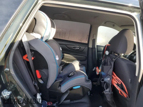 ✅ 2019 Nissan Rogue SL • VIN: 5N1AT2MV4KC803680 • Lot: 72971322. Wystawiony na Copart z przebiegiem Nie podano. Bezpłatny archiwum sprzedaży aukcyjnych z USA i szczegółowy raport historii pojazdu na DreamBid. Zdjęcie 11.