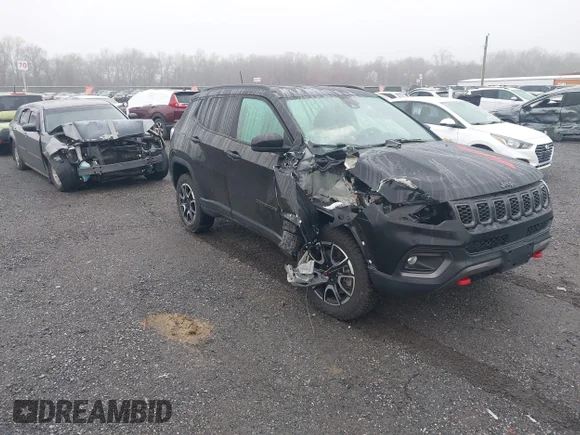 ✅ 2024 Jeep Compass Trailhawk • VIN: 3C4NJDDN5RT137063 • Lot: 44776381. Listed on IAAI with 50,876 mi. Free auction sales archive from the USA and detailed vehicle history report at DreamBid. Image 1.