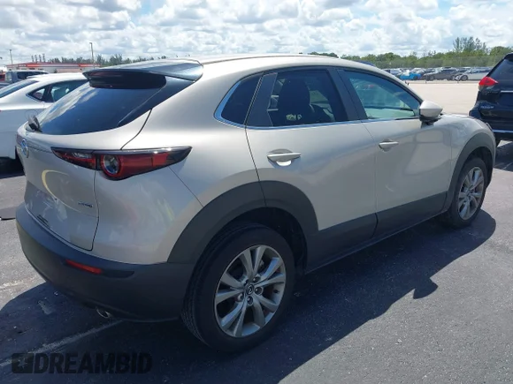 ✅ 2022 Mazda CX-30 S Select • VIN: 3MVDMBBL7NM453267 • Лот: 43133426. Опубліковано раніше на IAAI з пробігом 17 801 миль. Безкоштовний доступ до архіву аукціонних продажів зі США та докладний звіт про історію автомобіля на DreamBid. Зображення 4.