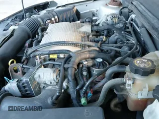 2004 Chevrolet Malibu LT z VIN 1G1ZU54804F182173, wystawiony jako IAAI lot #43167793 z przebiegiem 191 565 mil mil oraz . Historia ofert i sprzedaży dostępna na DreamBid. Obrazek 18.