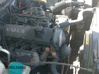 ✅ 1995 Volvo 900 Action • VIN: YV1JS8314S3208010 • Lot: 42159413. Listed on IAAI with 232,370 mi. Free auction sales archive from the USA and detailed vehicle history report at DreamBid. Image 12.