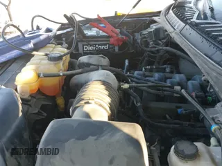 ✅ 2018 Ford F-150 XL • VIN: 1FTEW1E56JKF51814 • Lot: 43325074. Wystawiony na IAAI z przebiegiem 221 778 mil. Bezpłatny archiwum sprzedaży aukcyjnych z USA i szczegółowy raport historii pojazdu na DreamBid. Zdjęcie 19.