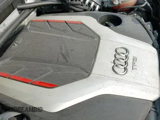 ✅ 2018 Audi SQ5 Premium Plus • VIN: WA1A4AFYXJ2224923 • Lot: 42390942. Wystawiony na IAAI z przebiegiem 80 198 mil. Bezpłatny archiwum sprzedaży aukcyjnych z USA i szczegółowy raport historii pojazdu na DreamBid. Zdjęcie 22.