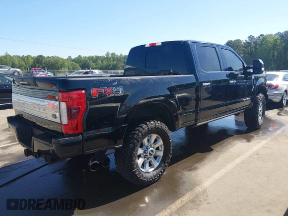 ✅ 2017 Ford F-250 King Ranch • VIN: 1FT7W2BT2HED39468 • Lot: 44896463. Wystawiony na IAAI z przebiegiem 178 904 mil. Bezpłatny archiwum sprzedaży aukcyjnych z USA i szczegółowy raport historii pojazdu na DreamBid. Zdjęcie 4.