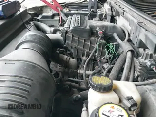 ✅ 2006 Ford Expedition Limited • VIN: 1FMFU20516LA76674 • Lot: 43425630. Wystawiony na IAAI z przebiegiem 222 792 mil. Bezpłatny archiwum sprzedaży aukcyjnych z USA i szczegółowy raport historii pojazdu na DreamBid. Zdjęcie 17.