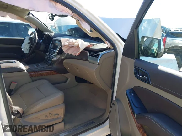 ✅ 2019 Chevrolet Tahoe Premier • VIN: 1GNSKCKC6KR398137 • Lot: 43665171. Wystawiony na IAAI z przebiegiem Nie podano. Bezpłatny archiwum sprzedaży aukcyjnych z USA i szczegółowy raport historii pojazdu na DreamBid. Zdjęcie 5.