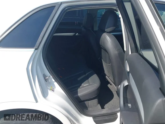 ✅ 2016 Audi Q3 Premium Plus • VIN: WA1BFCFS0GR013347 • Лот: 43094432. Опубліковано раніше на IAAI з пробігом 104 860 миль. Безкоштовний доступ до архіву аукціонних продажів зі США та докладний звіт про історію автомобіля на DreamBid. Зображення 8.