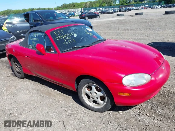 ✅ 1999 Mazda MX-5 Miata • VIN: JM1NB3539X0105084 • Lot: 42304405. Wystawiony na IAAI z przebiegiem Nie podano. Bezpłatny archiwum sprzedaży aukcyjnych z USA i szczegółowy raport historii pojazdu na DreamBid. Zdjęcie 1.