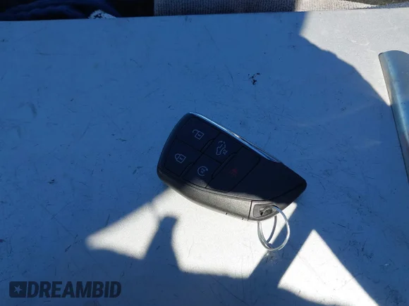 ✅ 2022 Chevrolet Silverado 1500 ZR2 • VIN: 3GCUDHEL3NG584503 • Lot: 41843535. Wystawiony na IAAI z przebiegiem Nie podano. Bezpłatny archiwum sprzedaży aukcyjnych z USA i szczegółowy raport historii pojazdu na DreamBid. Zdjęcie 11.