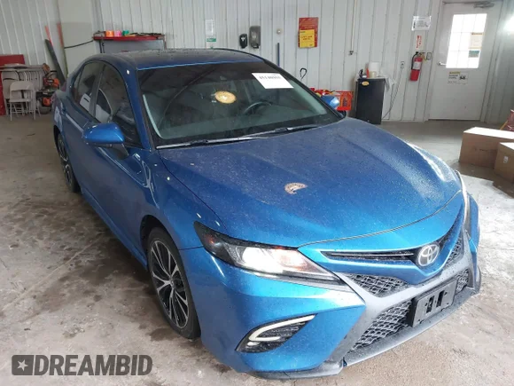✅ 2018 Toyota Camry SE • VIN: 4T1B11HK5JU115975 • Lot: 45140955. Wystawiony na IAAI z przebiegiem 93 711 mil. Bezpłatny archiwum sprzedaży aukcyjnych z USA i szczegółowy raport historii pojazdu na DreamBid. Zdjęcie 1.