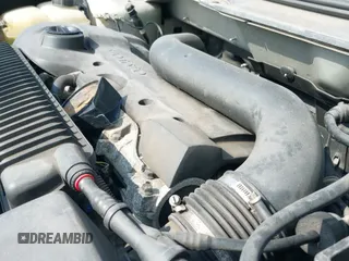 ✅ 2005 Volvo V50 • VIN: YV1MW682X52042335 • Lot: 41695665. Wystawiony na IAAI z przebiegiem 128 265 mil. Bezpłatny archiwum sprzedaży aukcyjnych z USA i szczegółowy raport historii pojazdu na DreamBid. Zdjęcie 13.