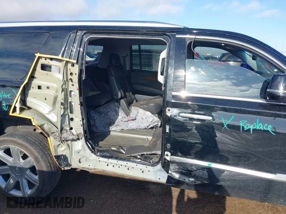 ✅ 2020 Cadillac Escalade ESV Luxury • VIN: 1GYS3HKJXLR138403 • Lot: 42145589. Wystawiony na IAAI z przebiegiem 142 635 mil. Bezpłatny archiwum sprzedaży aukcyjnych z USA i szczegółowy raport historii pojazdu na DreamBid. Zdjęcie 6.