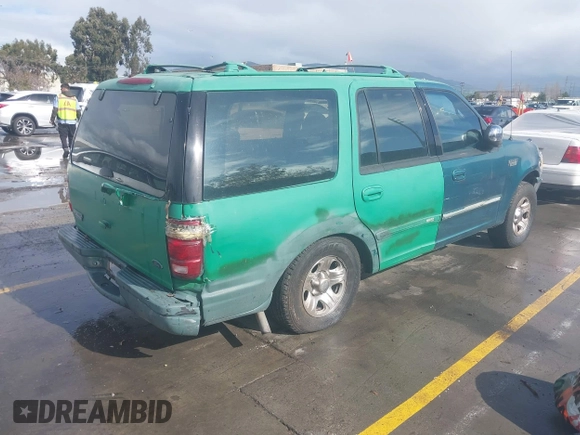 ✅ 1997 Ford Expedition XLT • VIN: 1FMEU17L7VLB23201 • Lot: 44432243. Wystawiony na IAAI z przebiegiem 220 547 mil. Bezpłatny archiwum sprzedaży aukcyjnych z USA i szczegółowy raport historii pojazdu na DreamBid. Zdjęcie 4.