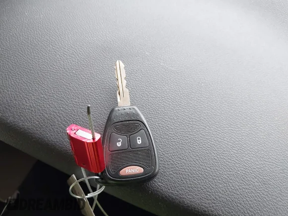 ✅ 2010 Dodge Caliber SXT • VIN: 1B3CB4HA5AD664706 • Лот: 43051272. Опубліковано раніше на IAAI з пробігом 187 416 миль. Безкоштовний доступ до архіву аукціонних продажів зі США та докладний звіт про історію автомобіля на DreamBid. Зображення 11.