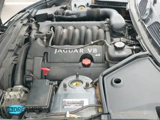 ✅ 2000 Jaguar XK • VIN: SAJJA42C6YNA04217 • Lot: 43750319. Wystawiony na IAAI z przebiegiem 102 458 mil. Bezpłatny archiwum sprzedaży aukcyjnych z USA i szczegółowy raport historii pojazdu na DreamBid. Zdjęcie 12.