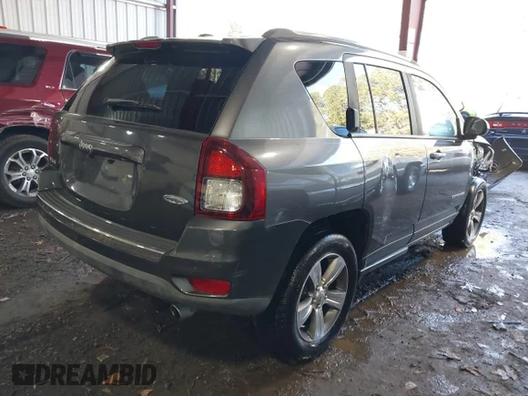 ✅ 2016 Jeep Compass Latitude • VIN: 1C4NJDEBXGD802448 • Lot: 44587477. Listed on IAAI with 67,906 mi. Free auction sales archive from the USA and detailed vehicle history report at DreamBid. Image 4.