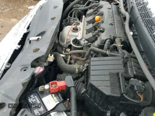 ✅ 2010 Honda Civic LX • VIN: 2HGFA1F50AH537952 • Lot: 43662265. Listed on IAAI with 197,003 mi. Free auction sales archive from the USA and detailed vehicle history report at DreamBid. Image 19.