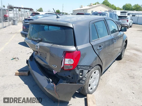 ✅ 2008 Scion xD • VIN: JTKKU10478J023649 • Lot: 45030293. Wystawiony na IAAI z przebiegiem 176 449 mil. Bezpłatny archiwum sprzedaży aukcyjnych z USA i szczegółowy raport historii pojazdu na DreamBid. Zdjęcie 4.