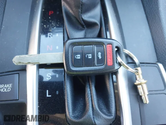 ✅ 2017 Honda Civic LX • VIN: 2HGFC2F56HH510779 • Лот: 41636217. Опубликован ранее на IAAI с пробегом 64 469 миль. Бесплатный доступ к архиву аукционных продаж из США и подробный отчёт об истории автомобиля на DreamBid. Изображение 11.